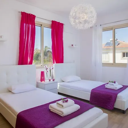 Villa Iris *